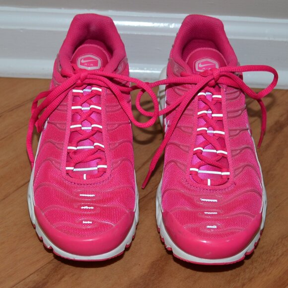 Nike Air Max Plus Hot Pink/white Women's DR9886-600 Size 7 Athletic sneakers - Picture 2 of 10